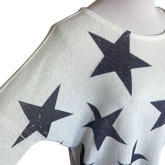 Womens Altar'd State White and Blue Star Lightweight  Pull-Over Sweater - Sz M - Picture 3 of 4